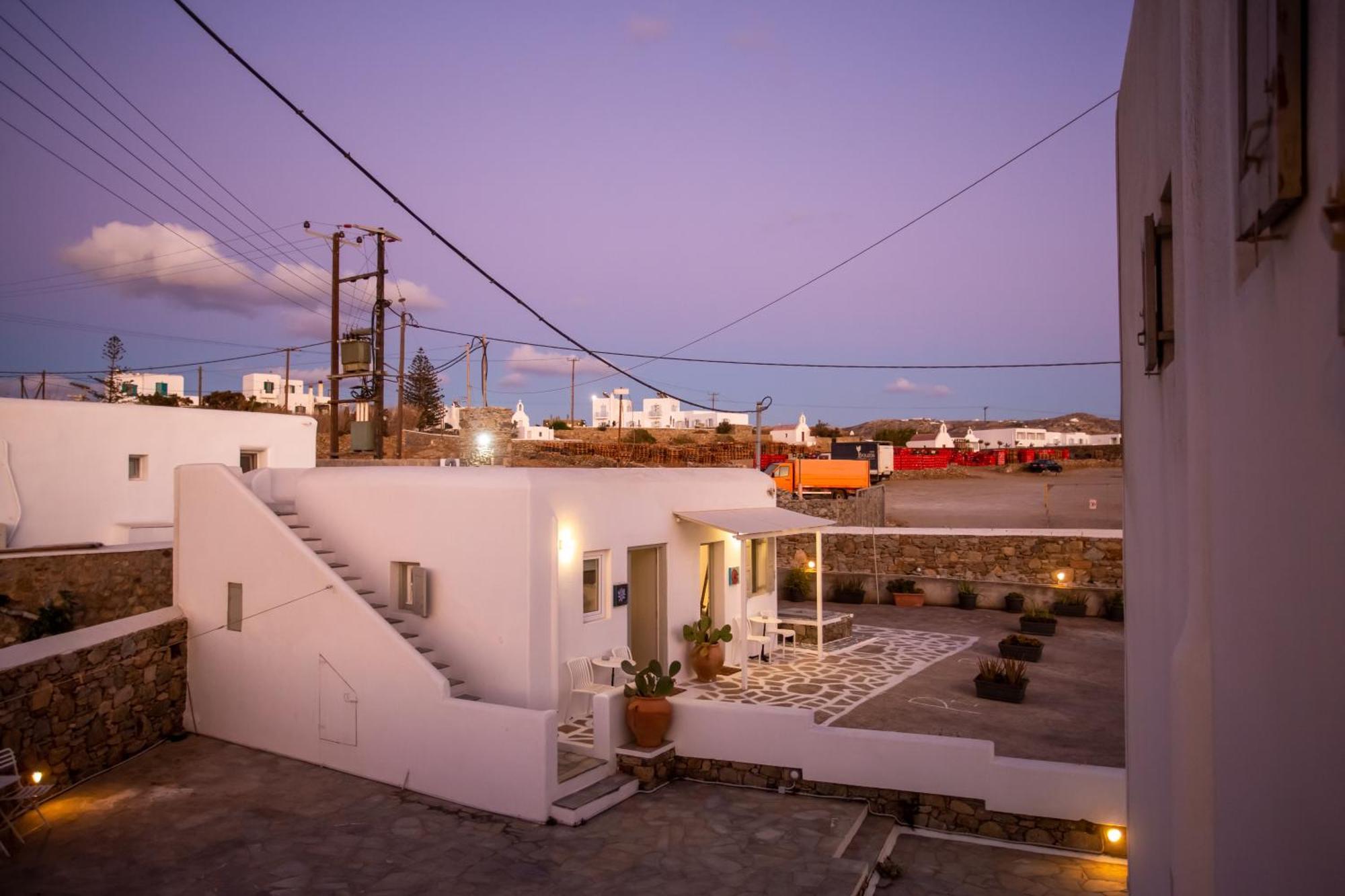 Sing And Blossom Accommodation Mykonos Town Eksteriør bilde
