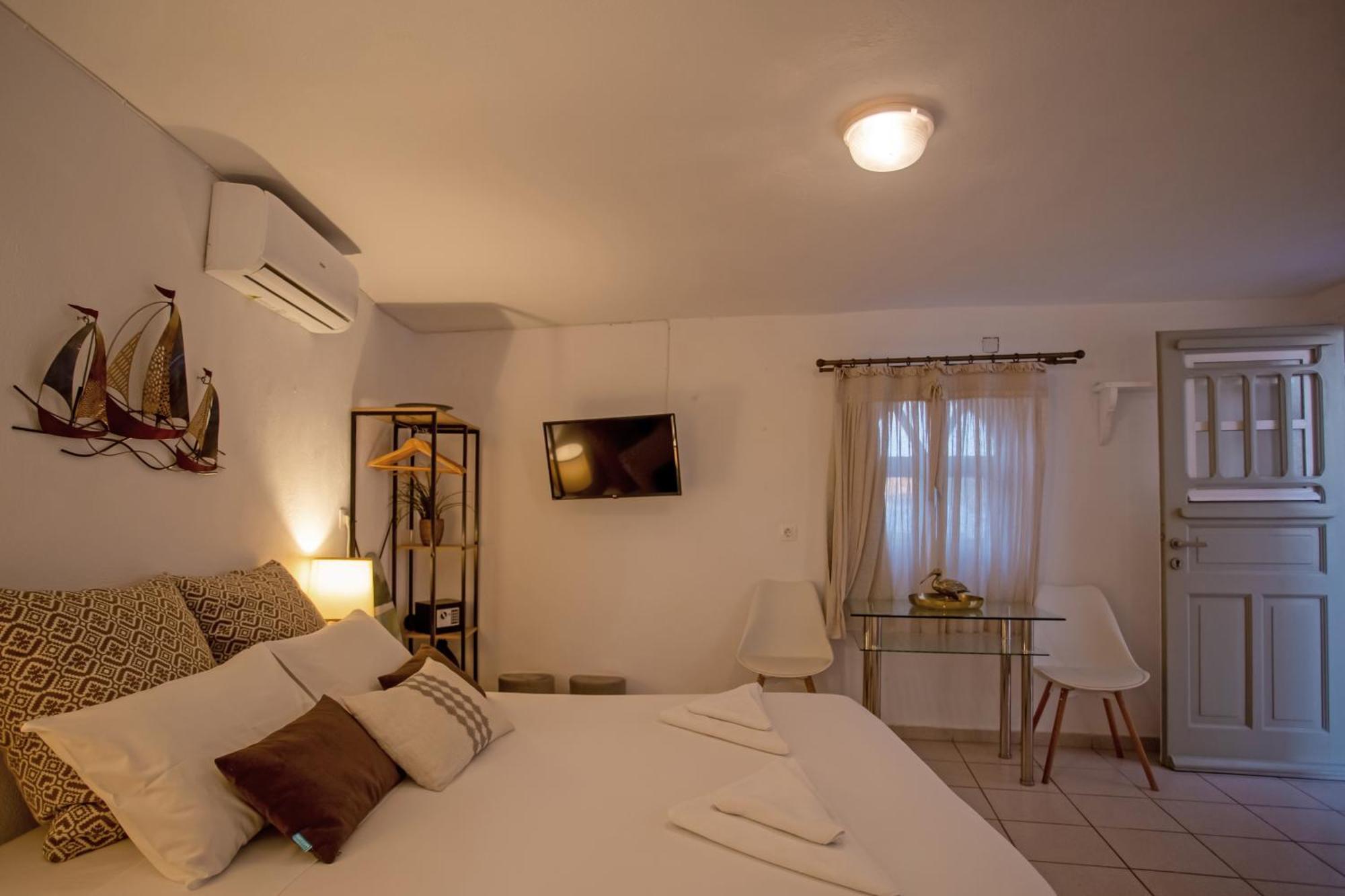 Sing And Blossom Accommodation Mykonos Town Eksteriør bilde