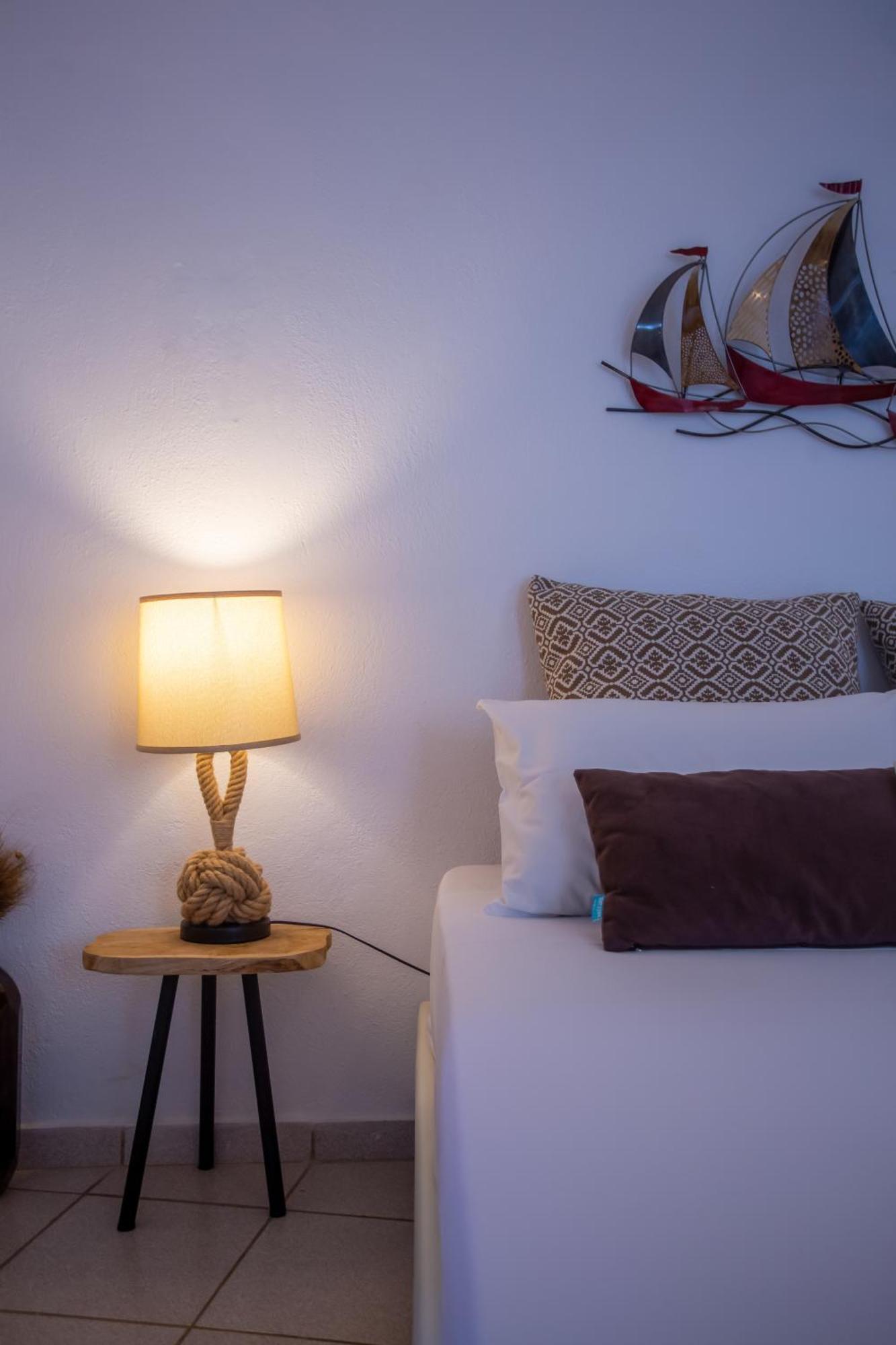 Sing And Blossom Accommodation Mykonos Town Eksteriør bilde