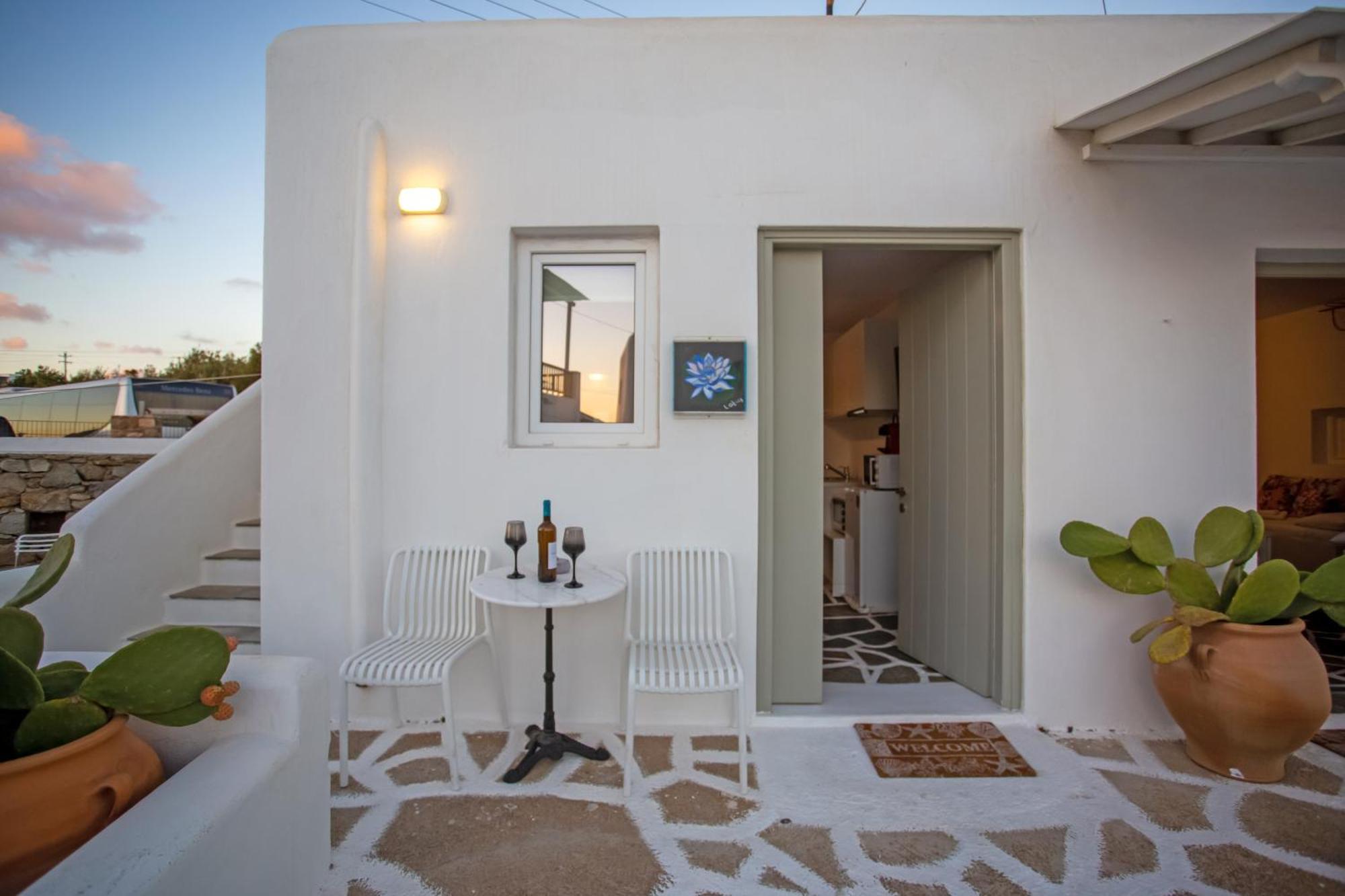 Sing And Blossom Accommodation Mykonos Town Eksteriør bilde