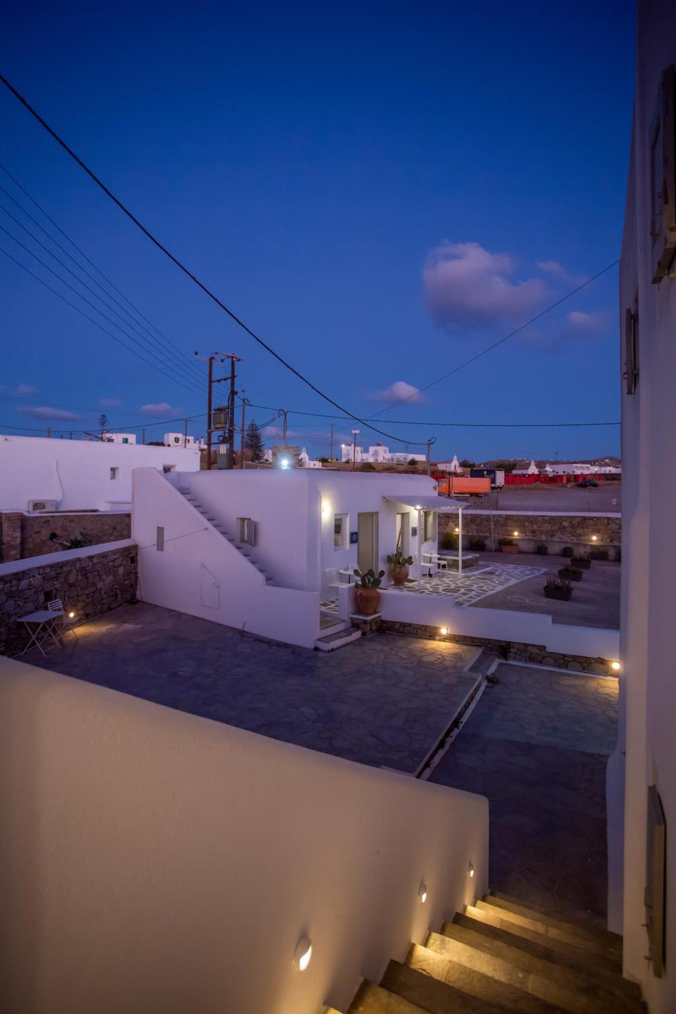 Sing And Blossom Accommodation Mykonos Town Eksteriør bilde