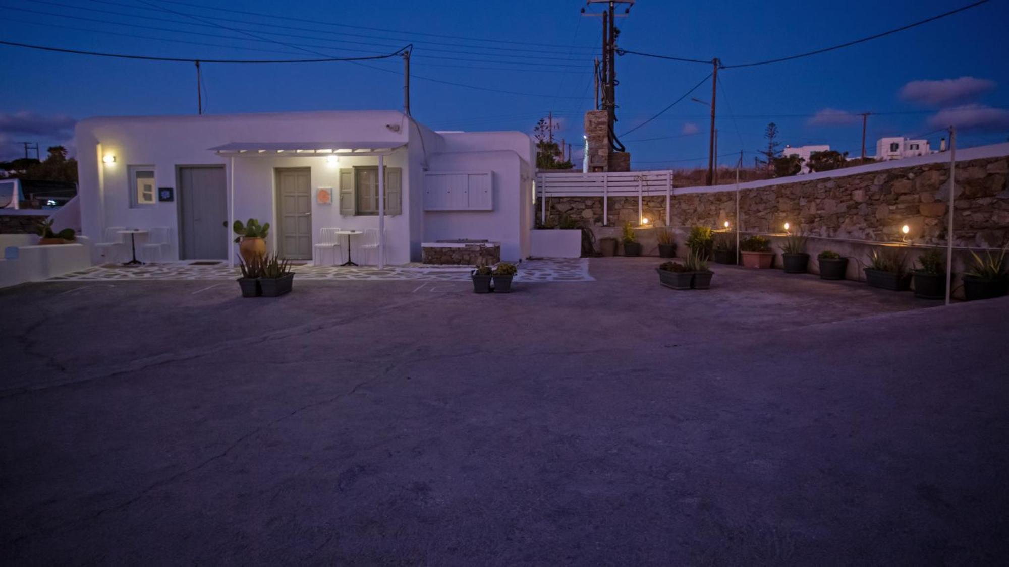 Sing And Blossom Accommodation Mykonos Town Eksteriør bilde
